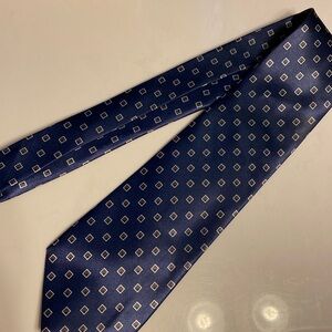 MENS tie
